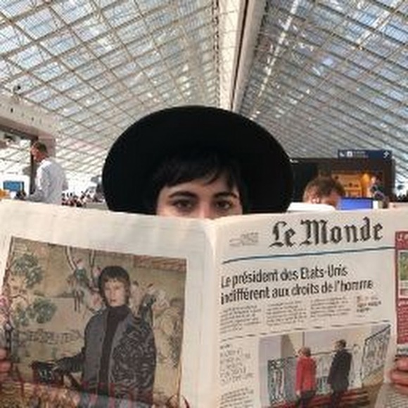 Meet your Posher, Luciana - Picture 1 of 1